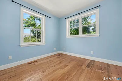 26 Nichols Avenue, Stamford, CT 06905 - Photo 13