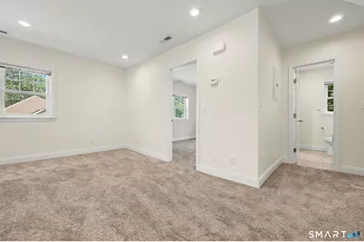 26 Nichols Avenue, Stamford, CT 06905 - Photo 21