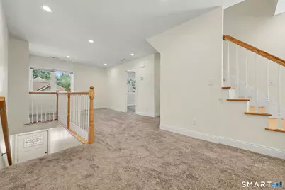 26 Nichols Avenue, Stamford, CT 06905 - Photo 19