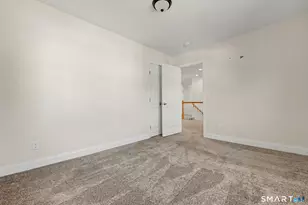 26 Nichols Ave, Stamford, CT 06905 - Photo 25