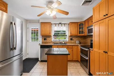17 North Ridgeland Road, Wallingford, CT 06492 - Photo 5