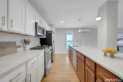 1385 Washington Boulevard #6, Stamford, CT 06902 - Photo 5
