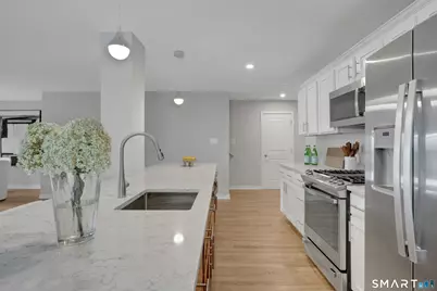 1385 Washington Boulevard #6, Stamford, CT 06902 - Photo 7