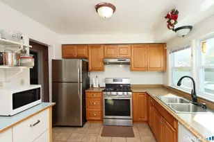 12 Gilbert Hill Rd, North Haven, CT 06473 - Photo 11