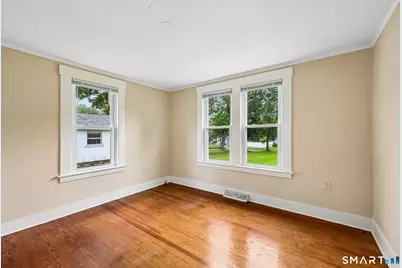63 Hunt Lane, East Haven, CT 06512 - Photo 15