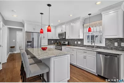 1170 Nichols Avenue, Stratford, CT 06614 - Photo 9