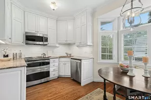 10 Hale Ln, Darien, CT 06820 - Photo 9