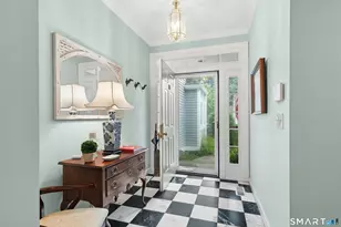 10 Hale Ln, Darien, CT 06820 - Photo 3