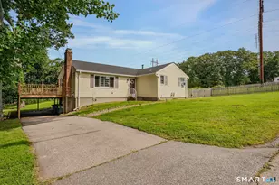 83 Woodland Dr, Montville, CT 06382 - Photo 15