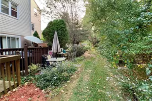 64 E Gate Ln, Hamden, CT 06514 - Photo 19
