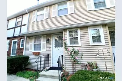 64 East Gate Lane, Hamden, CT 06514 - Photo 1