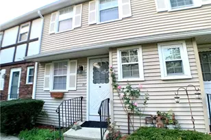 64 E Gate Ln, Hamden, CT 06514 - Photo 1