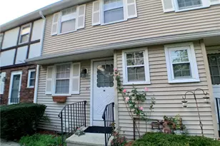 64 E Gate Ln, Hamden, CT 06514 - Photo 1