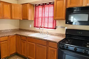 140 Park St, Manchester, CT 06040 - Photo 3