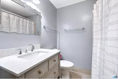 143 Red Oak Road, Bridgeport, CT 06606 - Photo 15