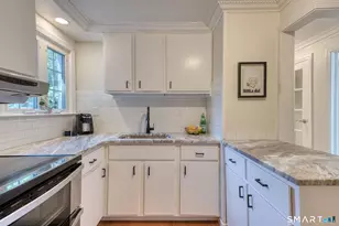 50 Seymour St, Windsor, CT 06095 - Photo 5