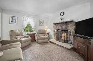 2 Wood Ridge Hills Rd, Old Lyme, CT 06371 - Photo 9