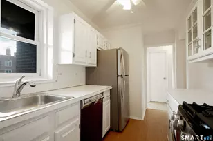 52 Lafayette Pl, Greenwich, CT 06830 - Photo 9