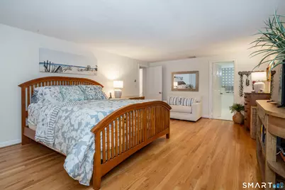 4 Manor Lane, West Hartford, CT 06107 - Photo 17