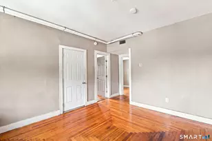 47 Hubbard St, Meriden, CT 06451 - Photo 9