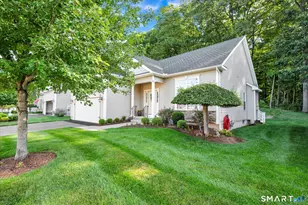 42 Jennifer's Way, Rocky Hill, CT 06067 - Photo 3