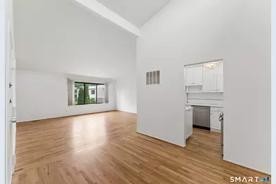 82 Olcott Way #82, Ridgefield, CT 06877 - Photo 3