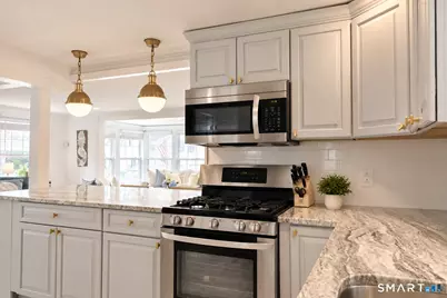 29 Second Avenue, Branford, CT 06405 - Photo 13