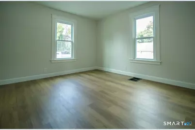 396 Chestnut Street, New Britain, CT 06051 - Photo 9