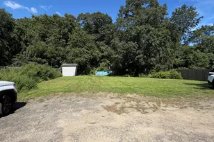 163 Pennsylvania Ave, East Lyme, CT 06357 - Photo 3