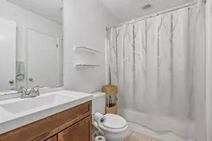 1423 Quinnipiac Ave, New Haven, CT 06513 - Photo 17