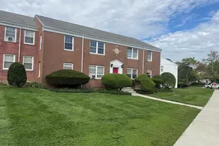 30 Revere Dr, Stamford, CT 06902 - Photo 1