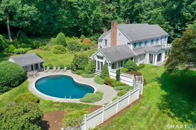 34 Sherwood Lane, New Canaan, CT 06840 - Photo 3