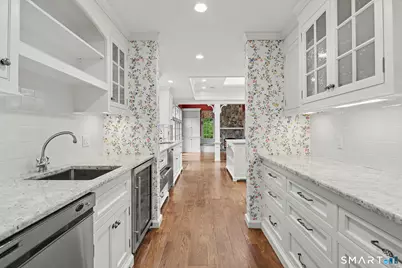 34 Sherwood Lane, New Canaan, CT 06840 - Photo 21