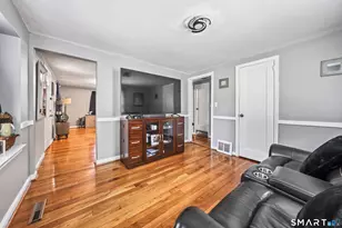 396 Quinn St, Naugatuck, CT 06770 - Photo 13