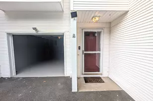 380 Hitchcock Rd, Waterbury, CT 06705 - Photo 3