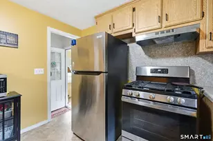 3 W Forrest Dr, Enfield, CT 06082 - Photo 9