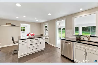 27 Grant Hill Road, Bloomfield, CT 06002 - Photo 11