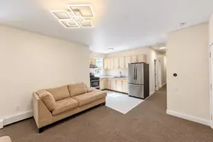 586 Orchard St, New Haven, CT 06511 - Photo 5