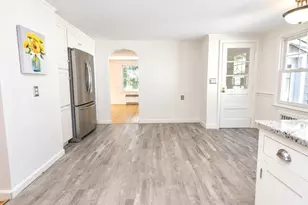 55 Sylvan St, Avon, CT 06001 - Photo 11