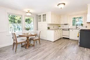 55 Sylvan St, Avon, CT 06001 - Photo 9