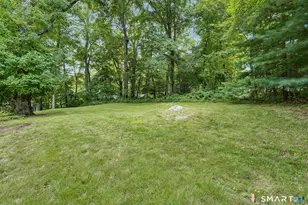 40 Butternut Ln, Stratford, CT 06614 - Photo 3