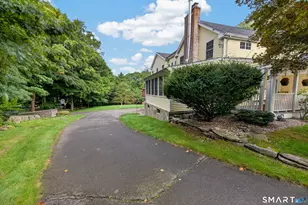 168 Peck Hill Rd, Woodbridge, CT 06525 - Photo 3