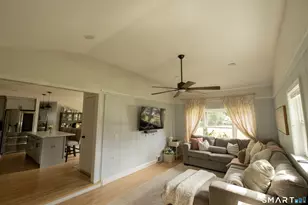 213 Robin Ln, Cheshire, CT 06410 - Photo 11