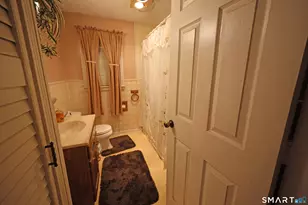 224 Abbotsford Ave, West Hartford, CT 06110 - Photo 13