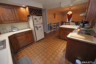 224 Abbotsford Ave, West Hartford, CT 06110 - Photo 3