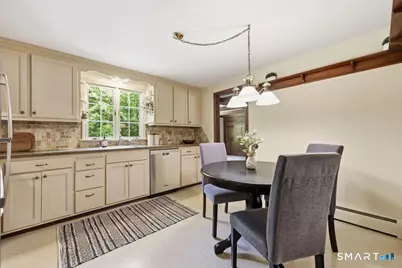 10 Shady Lane, Simsbury, CT 06092 - Photo 15
