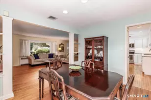 86 Crown St, Trumbull, CT 06611 - Photo 9