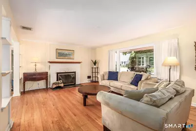 86 Crown Street, Trumbull, CT 06611 - Photo 5