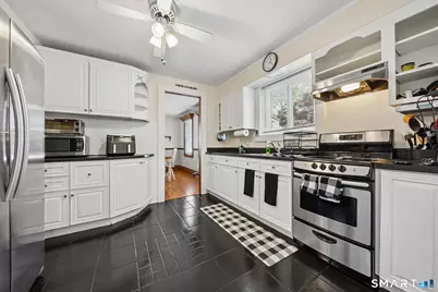 320 Swanson Avenue, Stratford, CT 06615 - Photo 9
