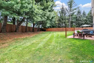305 S Gate Ln, Fairfield, CT 06890 - Photo 37